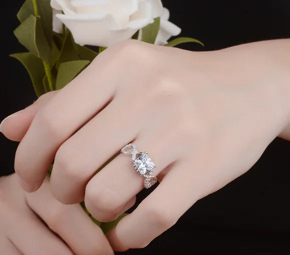 Zircon Ring for Women - Stylish Diamond Ring