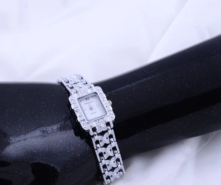 Square Steel Band Watch with Roman Dial Design