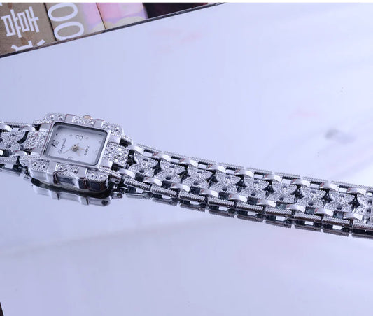 Square Steel Band Watch with Roman Dial Design