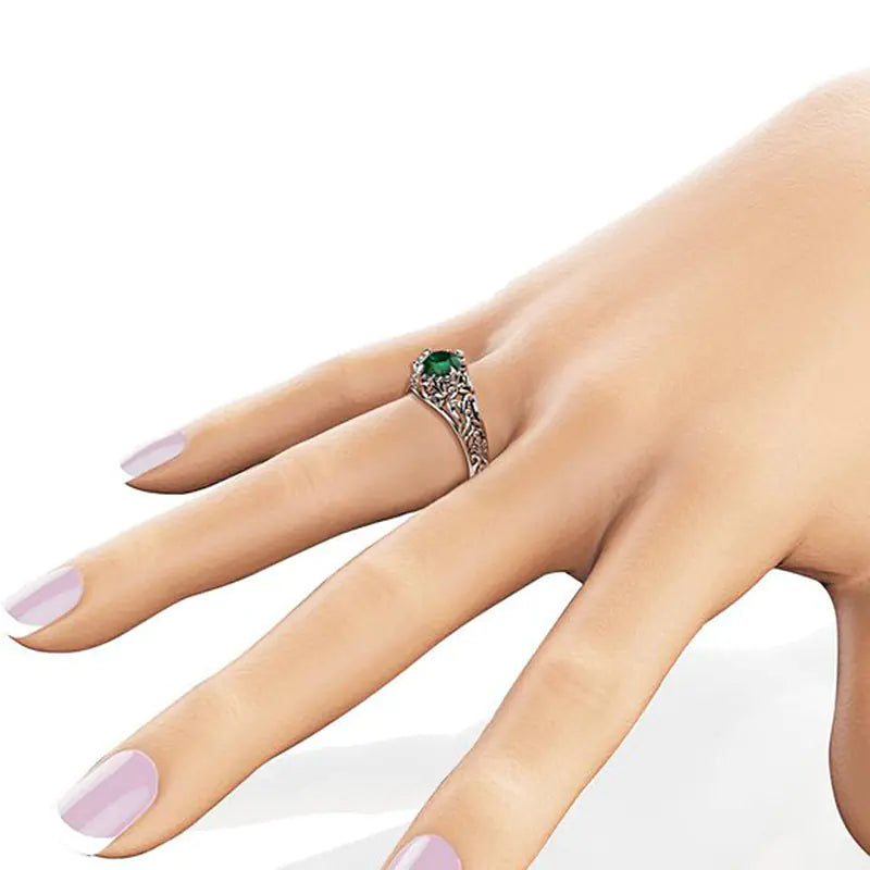 Emerald Zircon Ladies' Ring in Elegant Design