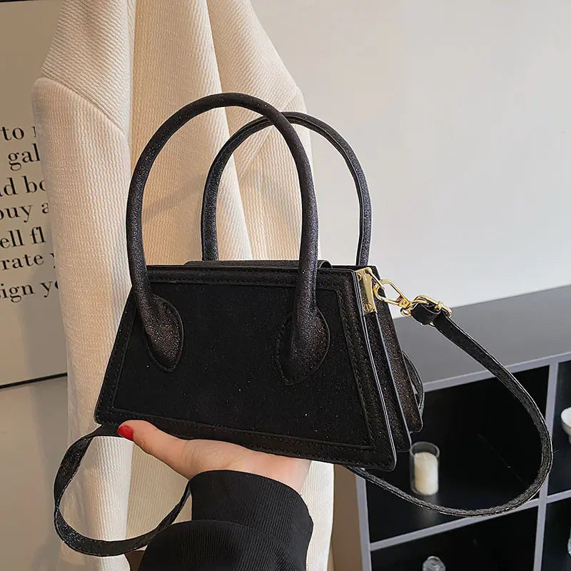 Simple Personality Serpentine Crossbody Shoulder Bag