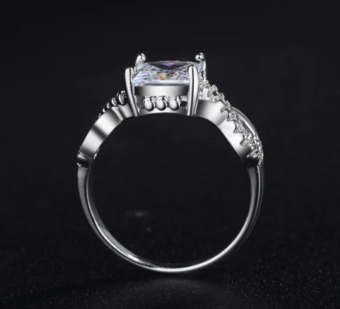 Zircon Ring for Women - Stylish Diamond Ring