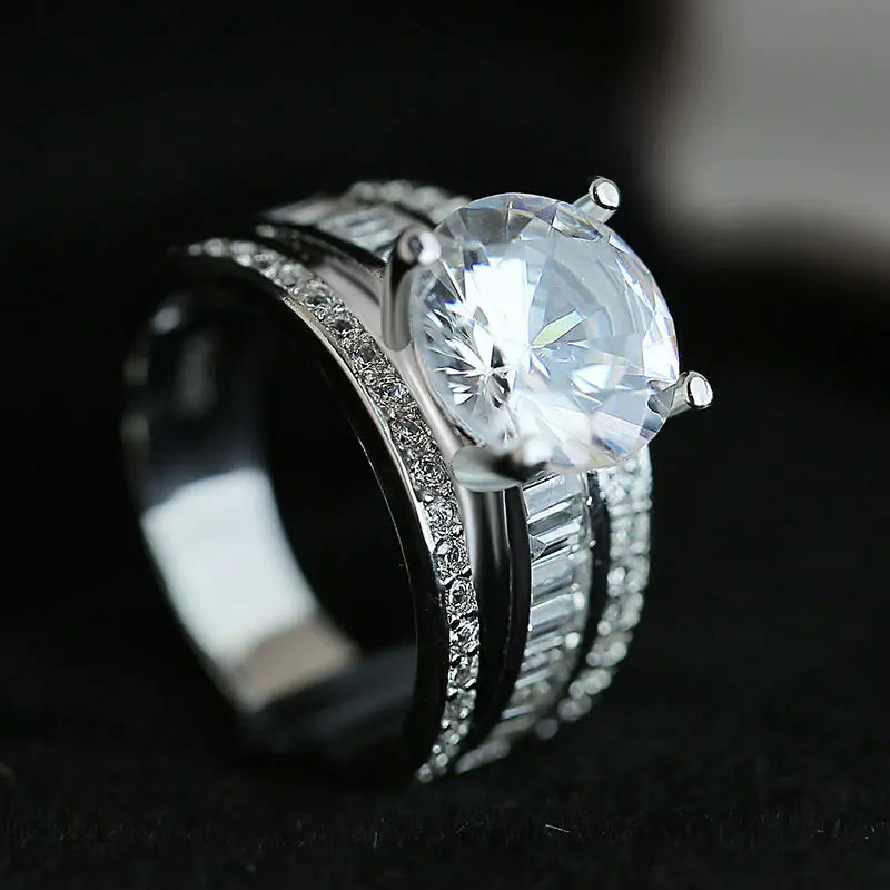 Zirconia Ring - Elegant Design Jewelry Piece