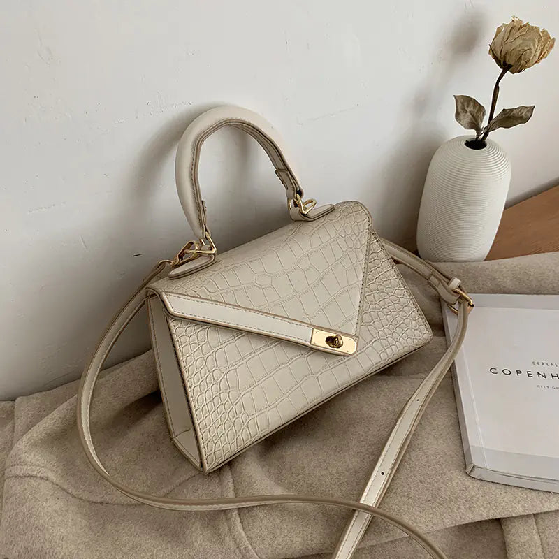 Versatile Leather Crossbody, Fashion Handbag (Triangle)