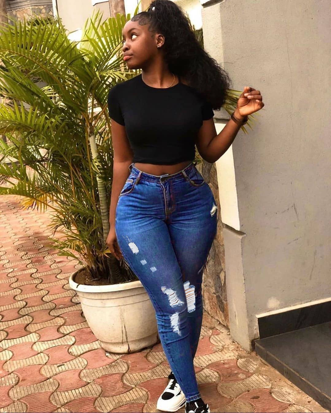 Fashionable Ripped Jeans for Students