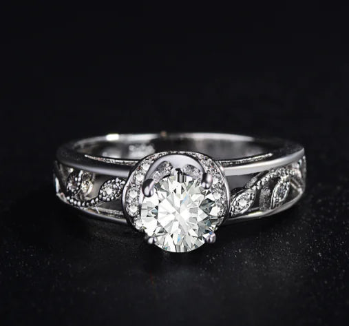 Fashionable Zircon Ring for Women