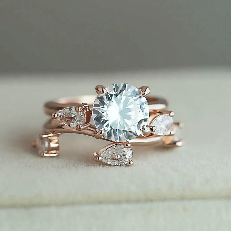 Leaf-Shaped Zircon Ring, Elegant Design