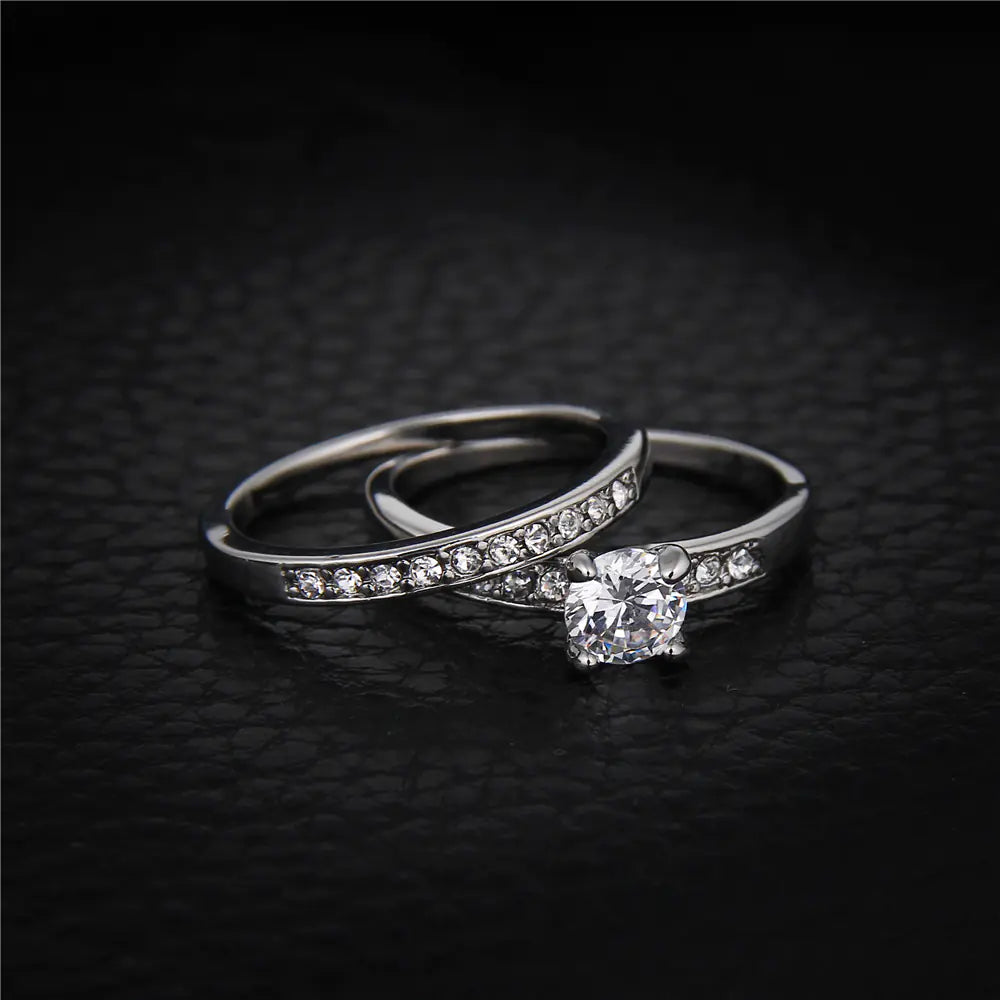 Zircon Ring Set with Elegant Design
